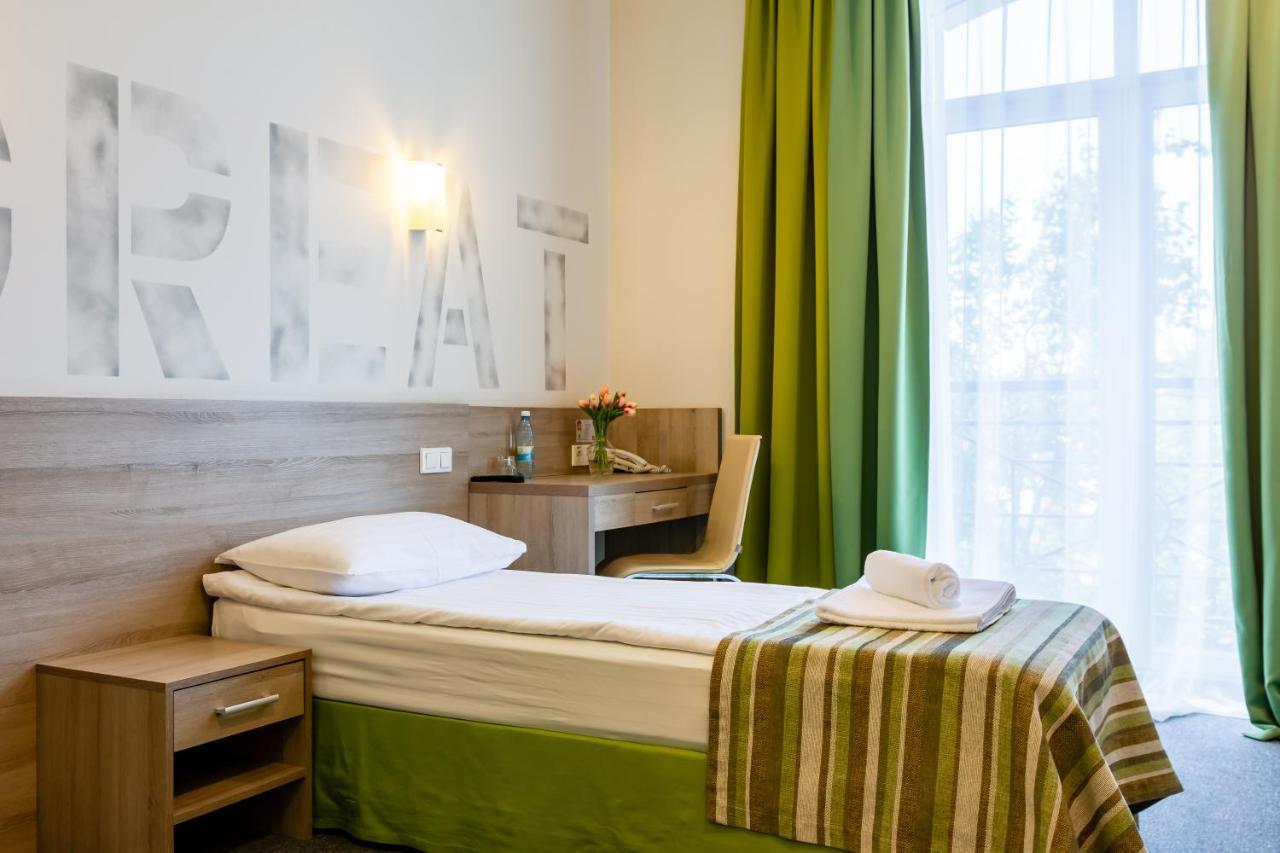 Practicotel Kiev Ngoại thất bức ảnh