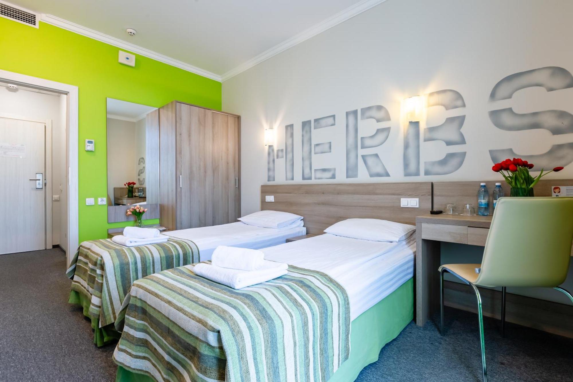Practicotel Kiev Ngoại thất bức ảnh